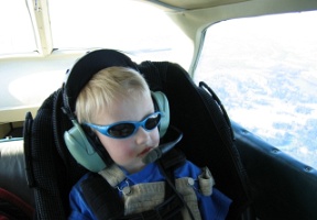 Tuomas flying with Esko and dad around the North Cascades