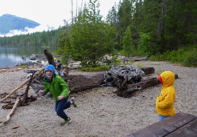 Tuomas trying to avoid being photographed