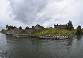 Kuninkaanportti in Suomenlinna. This is where the king of Sweden anchored his ship when visiting the Suomenlinne fortress in the 18th century.